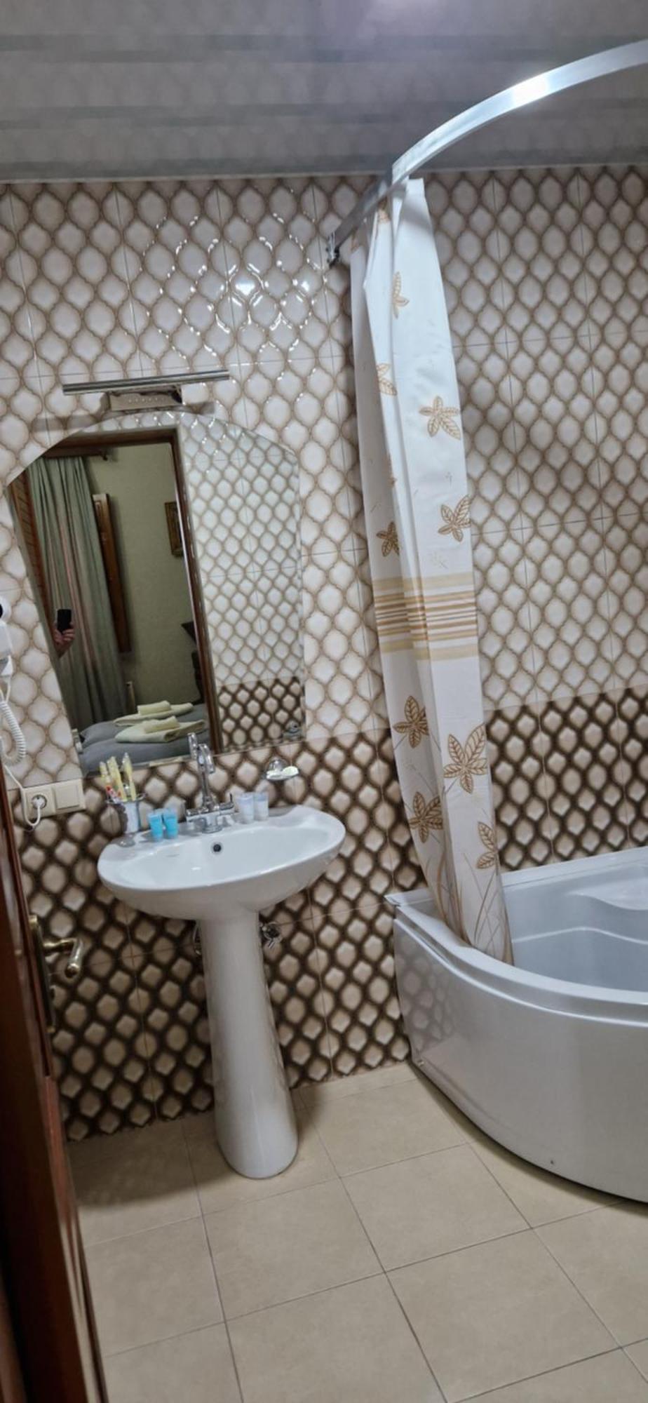 Hotel Villa 库塔伊西 外观 照片