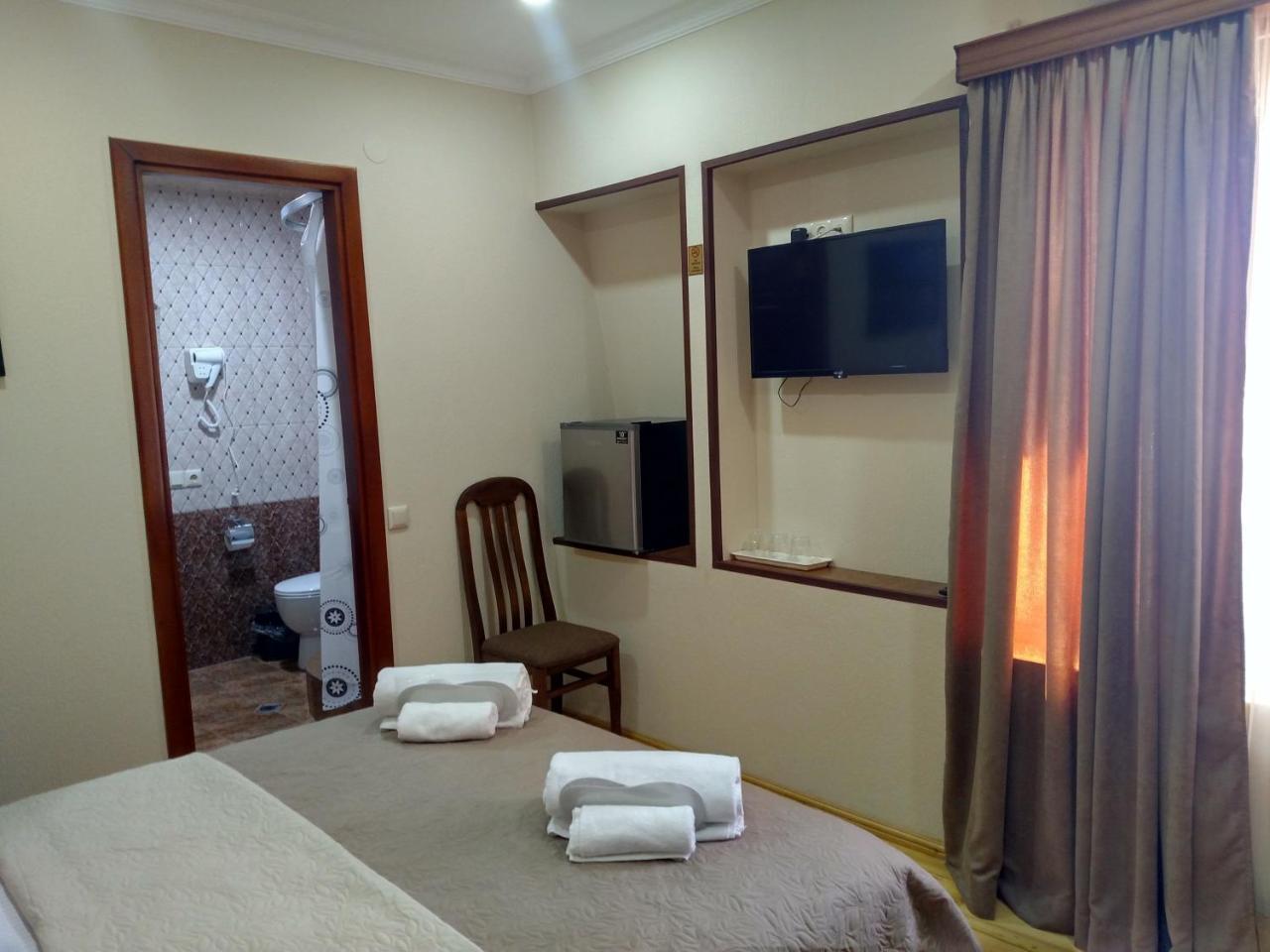 Hotel Villa 库塔伊西 外观 照片