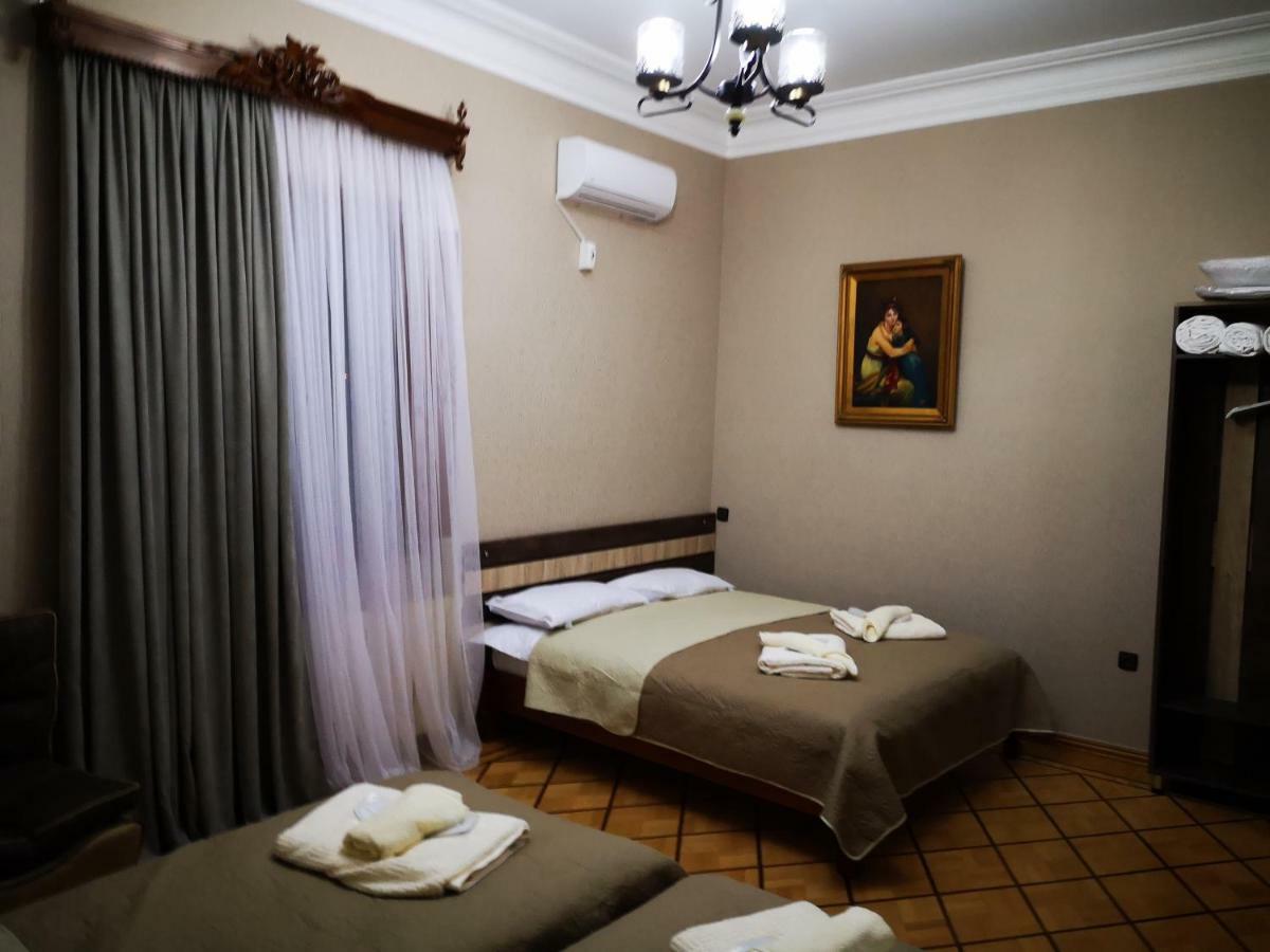 Hotel Villa 库塔伊西 外观 照片