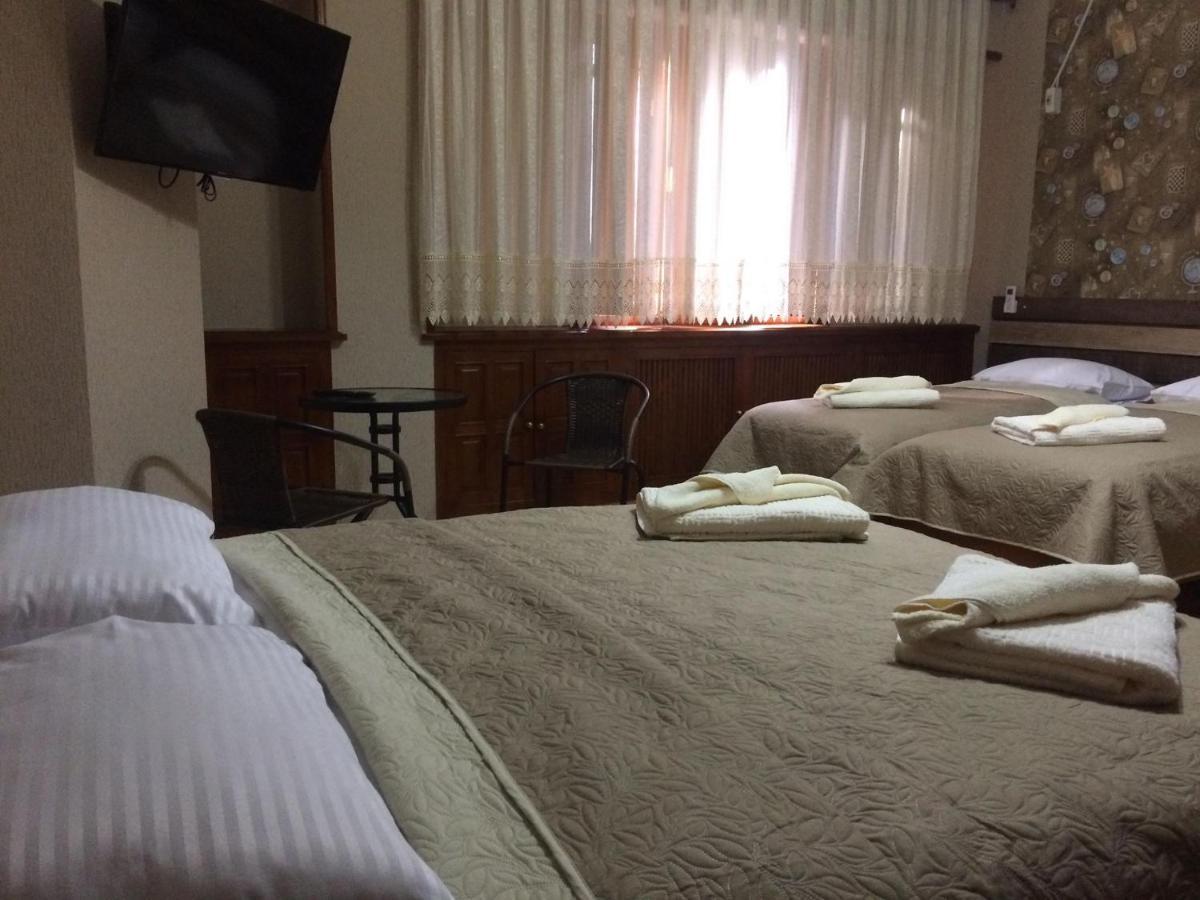 Hotel Villa 库塔伊西 外观 照片