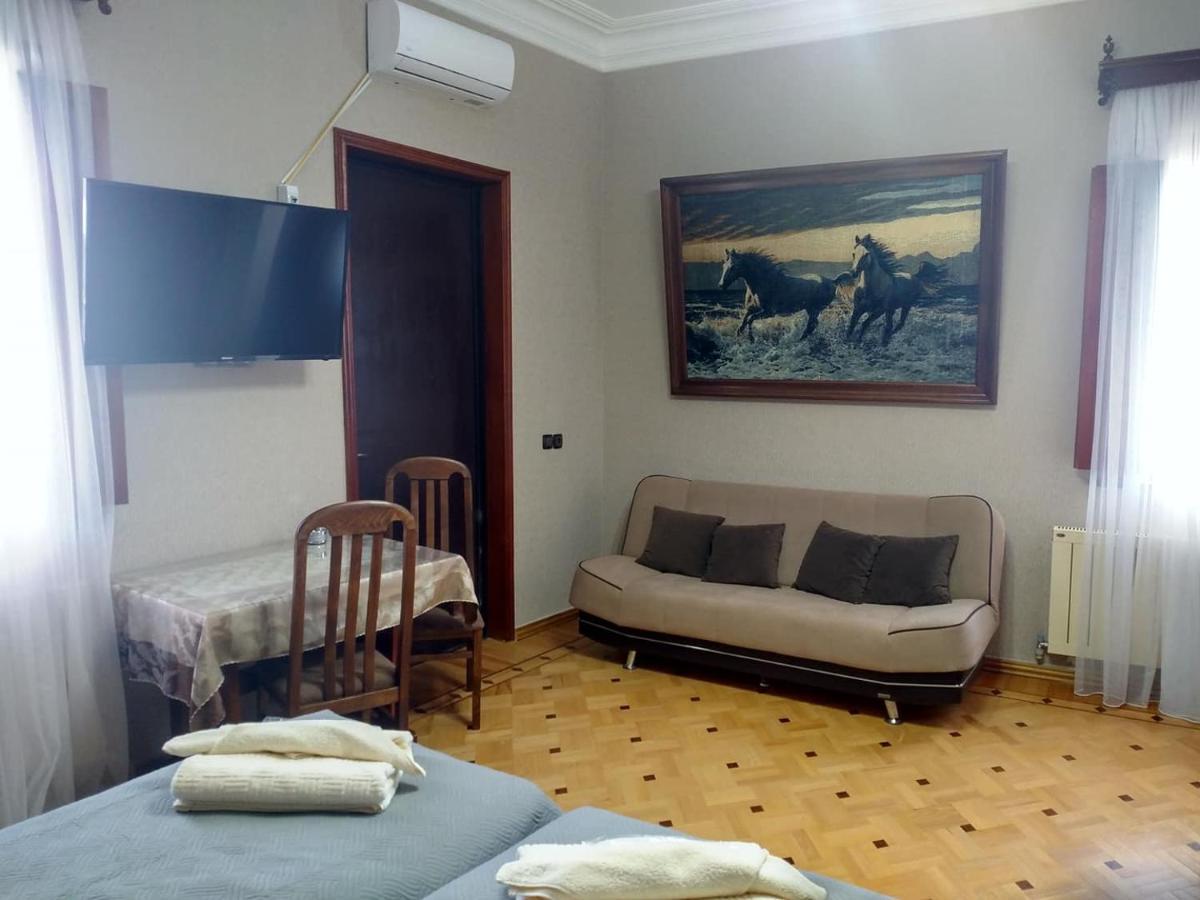 Hotel Villa 库塔伊西 外观 照片
